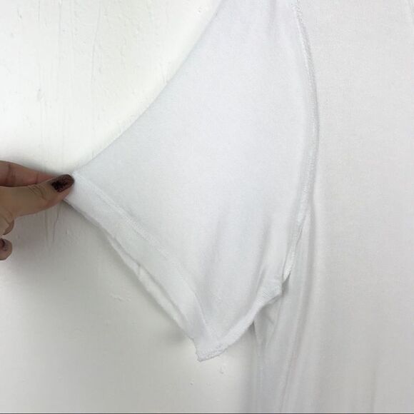 ASOS Maternity White V-neck Short Sleeve T-Shirt 4 NWT - Picture 2 of 6